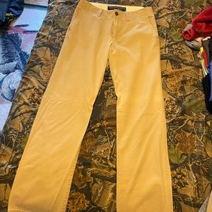 Men’s American Eagle Kakis